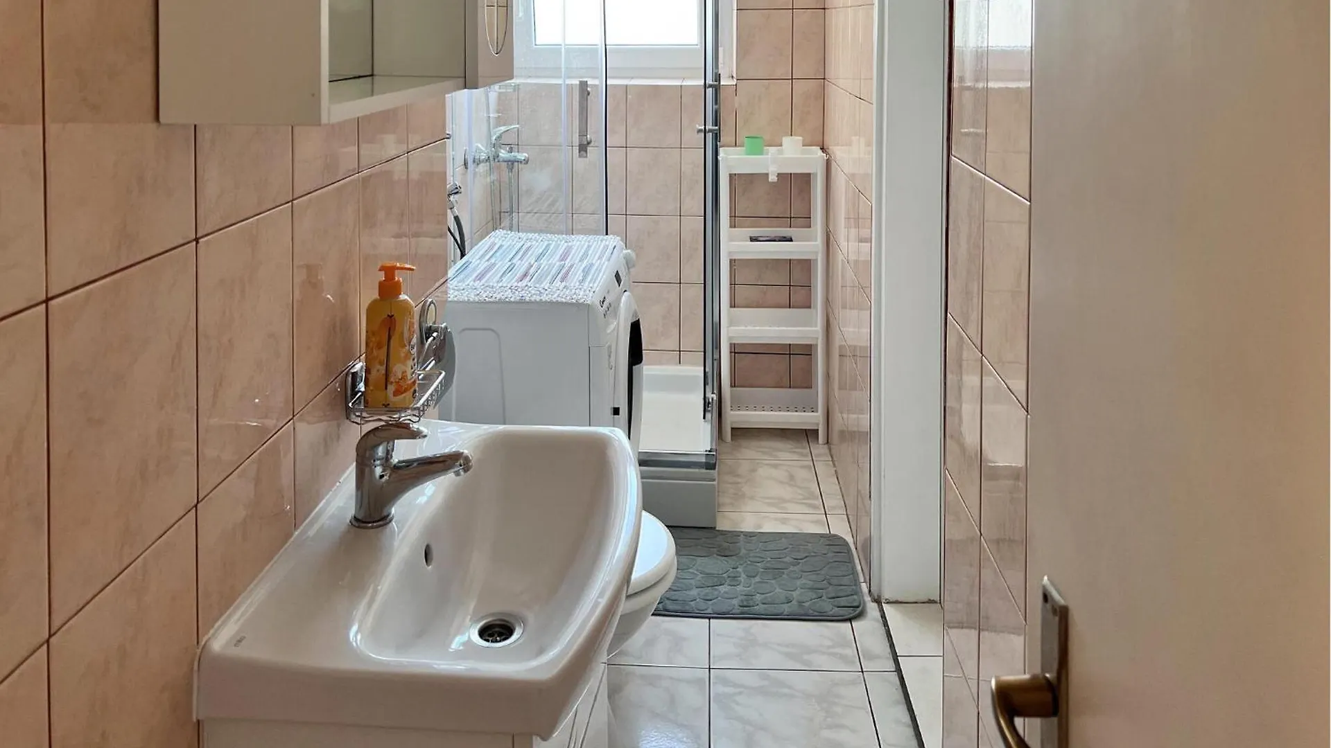 Stunning Apartment In Pula With Kitchen