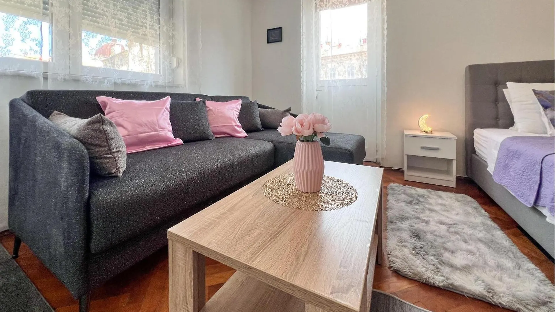 Stunning Apartment In Pula With Kitchen