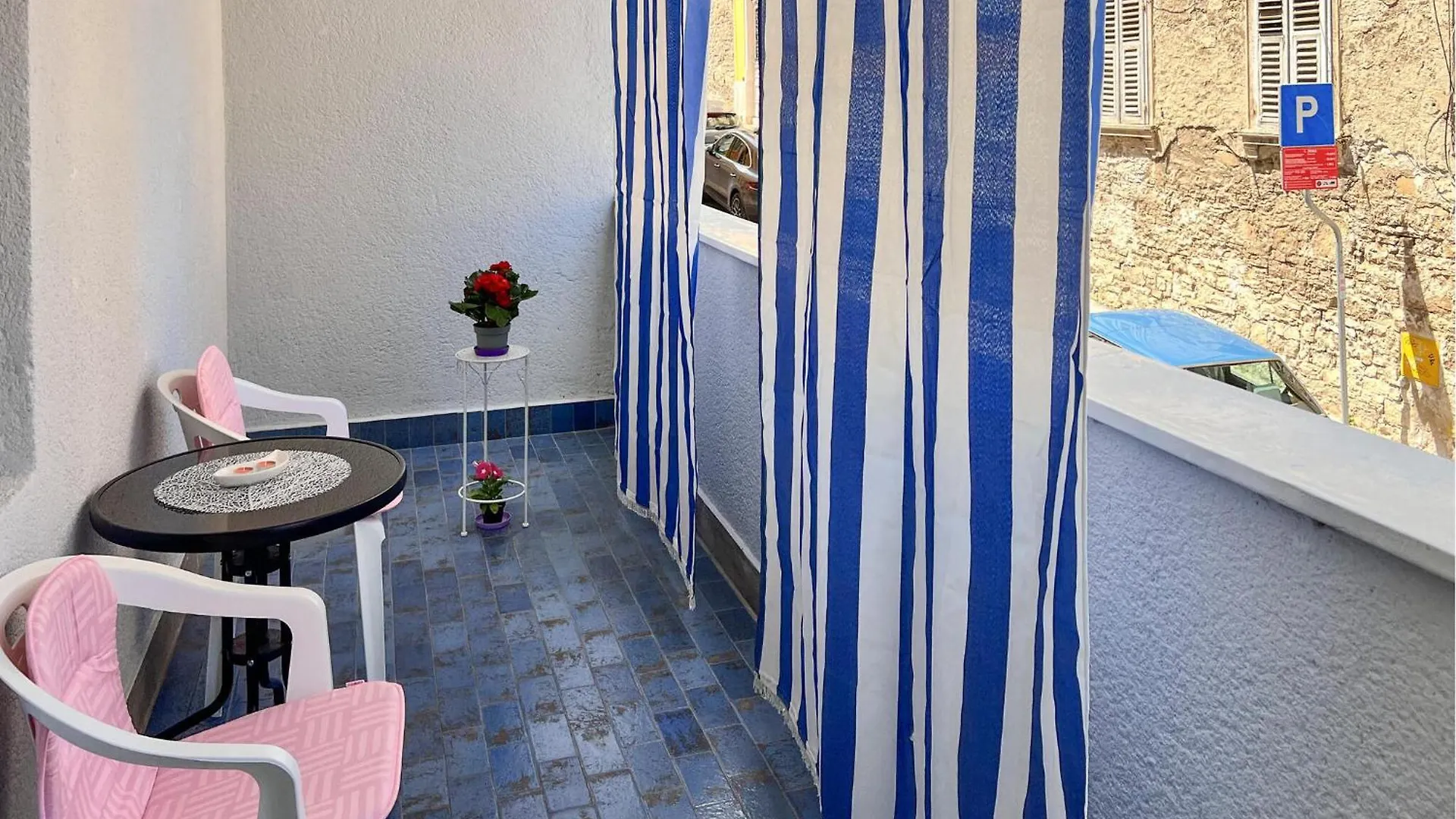 Stunning Apartment In Pula With Kitchen 0*,